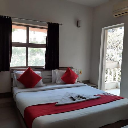 Hotel Saikripa Imperial ดามัน ภายนอก รูปภาพ