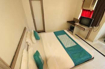 Hotel Saikripa Imperial ดามัน ภายนอก รูปภาพ